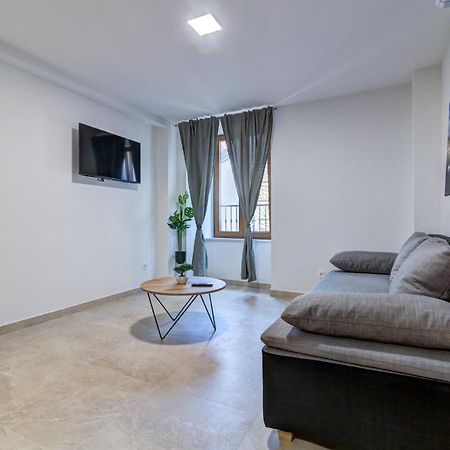 Rote Zora Apartment Сен Екстериор снимка