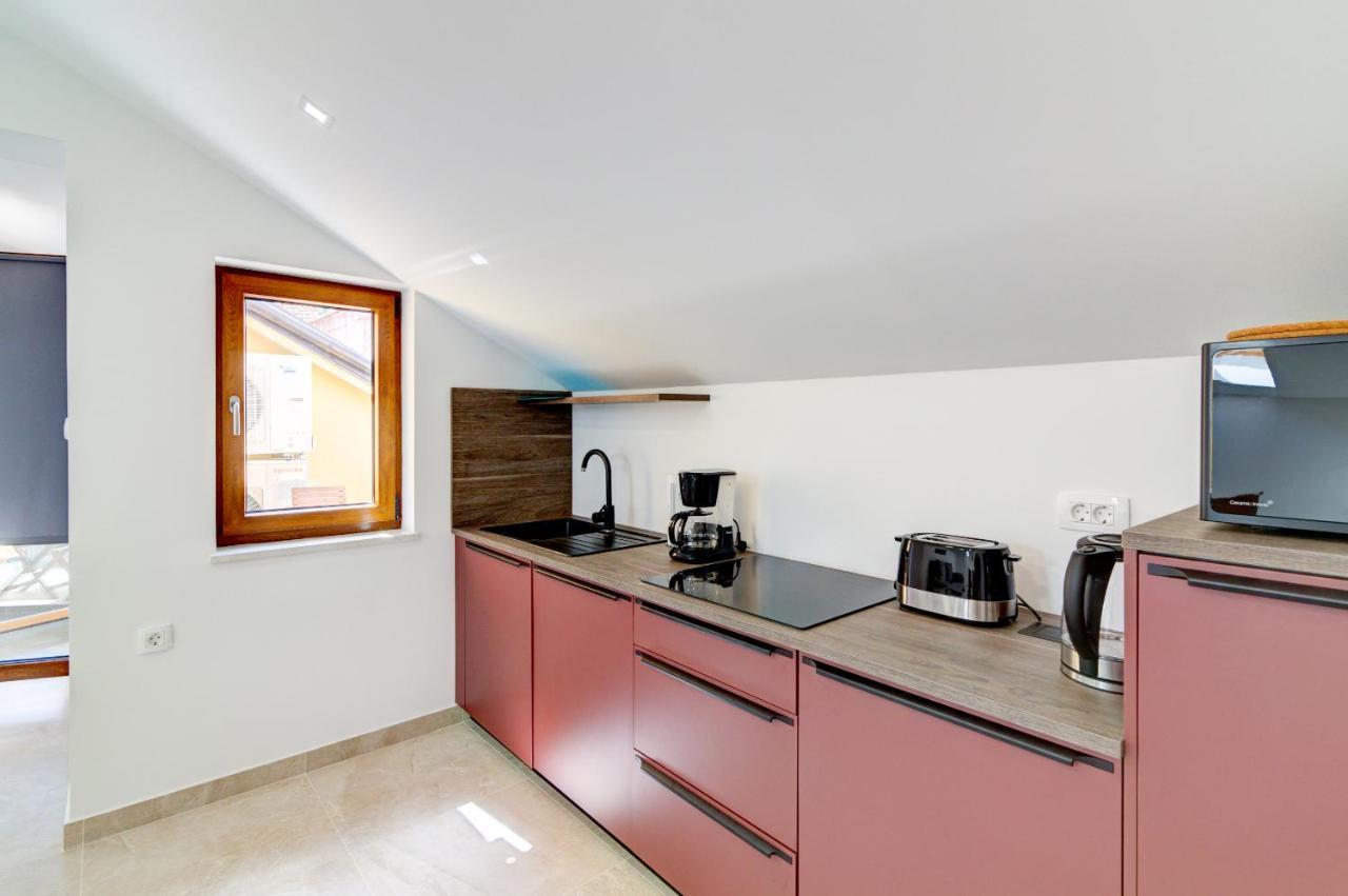 Rote Zora Apartment Сен Екстериор снимка