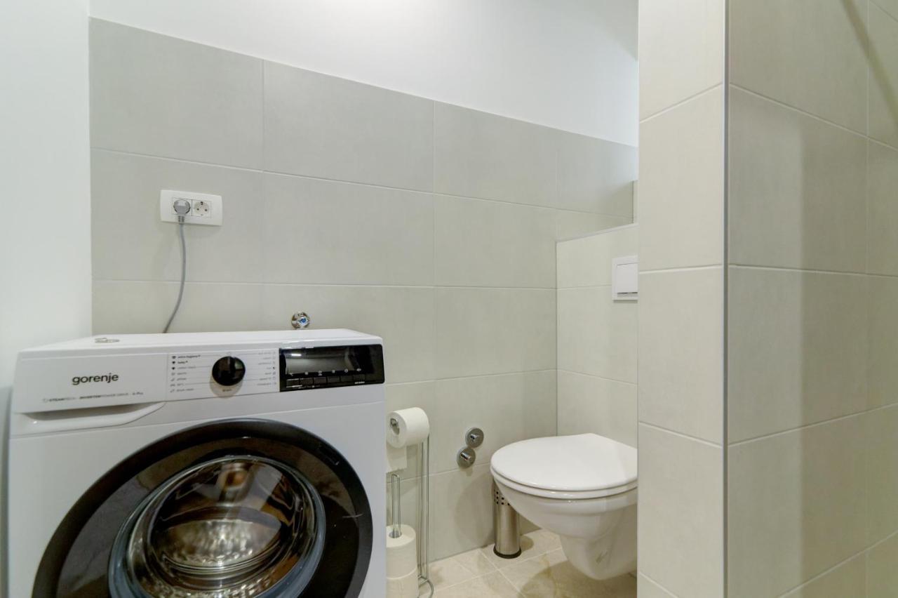 Rote Zora Apartment Сен Екстериор снимка